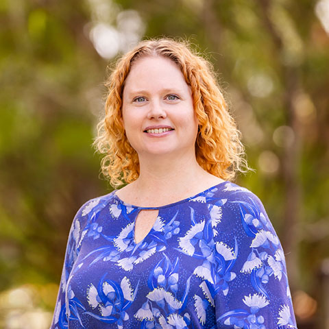 Dr Kiah Smith